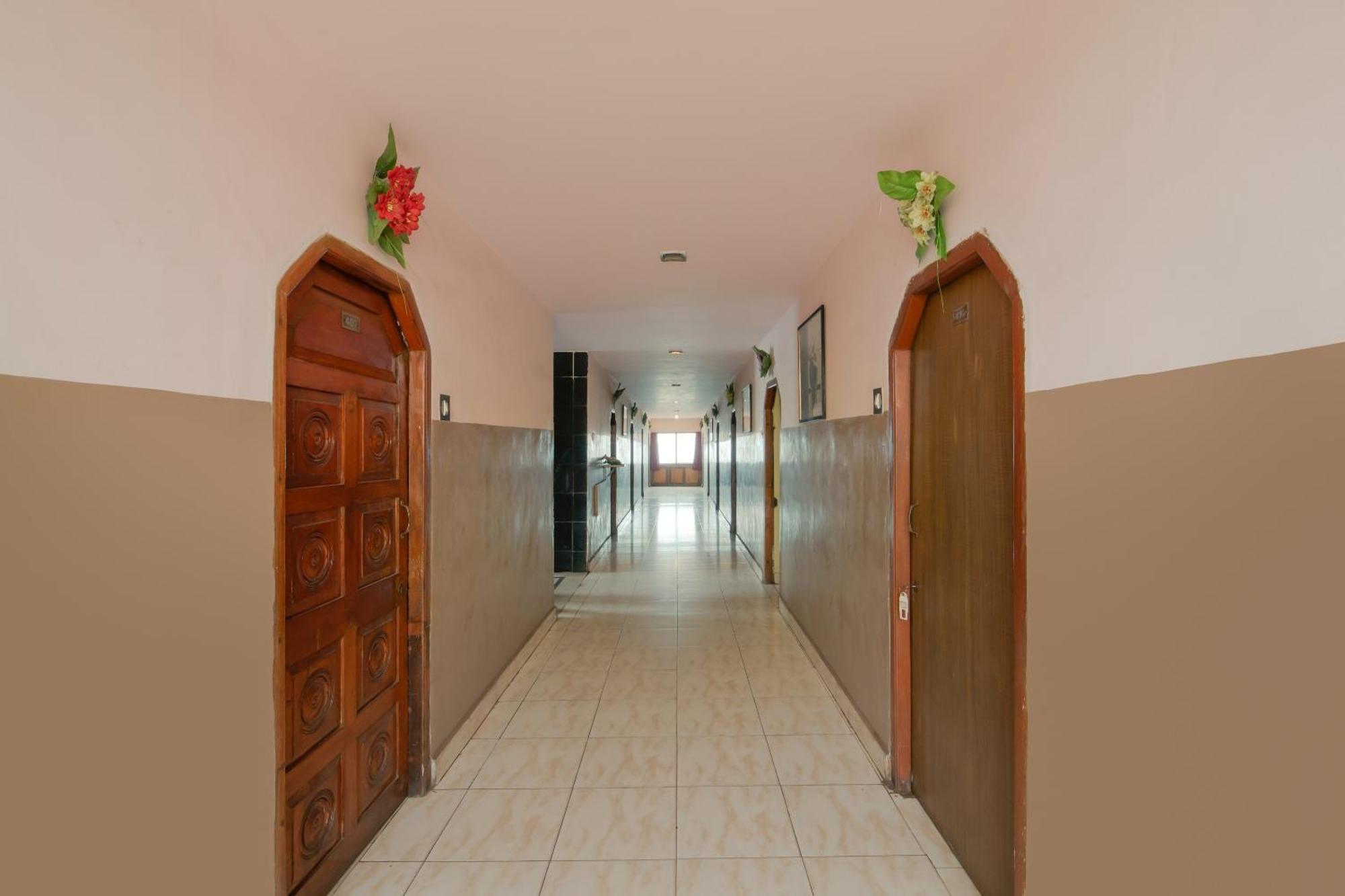 Spot On Hotel Manikanta Residency Visakhapatnam Exterior foto