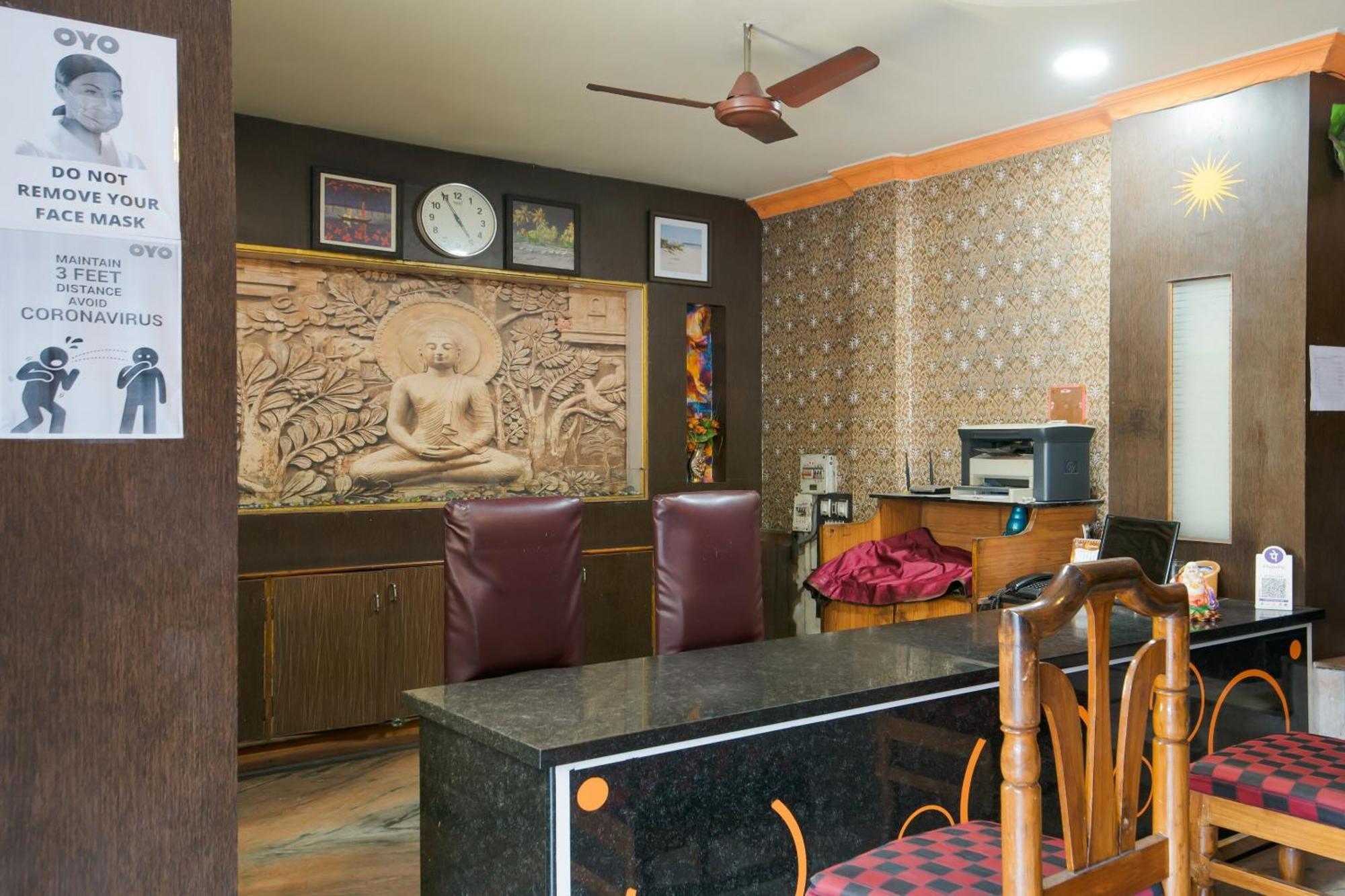 Spot On Hotel Manikanta Residency Visakhapatnam Exterior foto